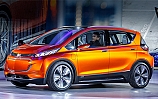 General Motors показала потребительскую версию электромобиля Chevy Bolt с запасом хода в 200 миль